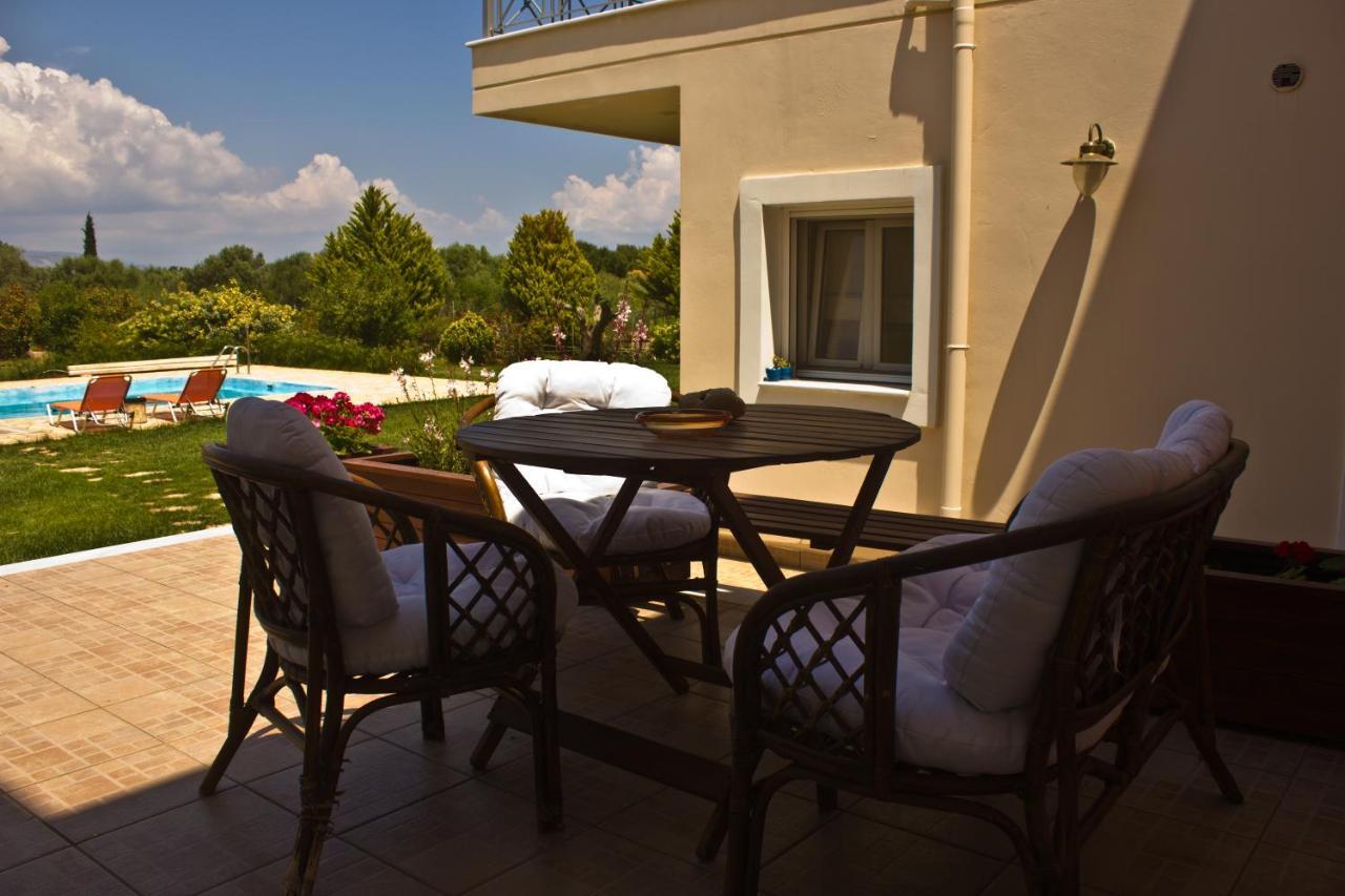 Brina'S Luxury Apartments Agioi Apostoloi  Extérieur photo